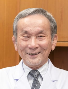 病院長　河野嘉文